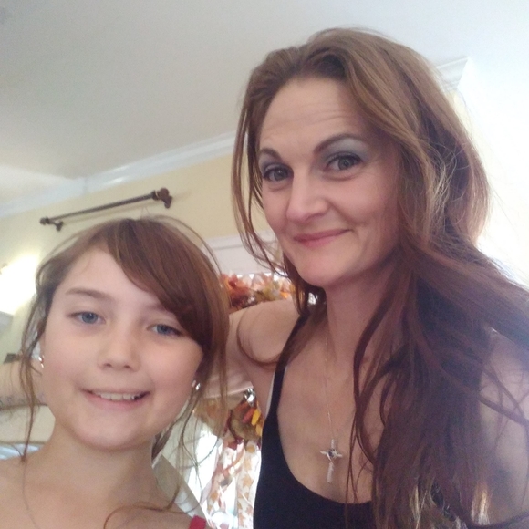 Meet your Posher, Ashley - Picture 4 of 8